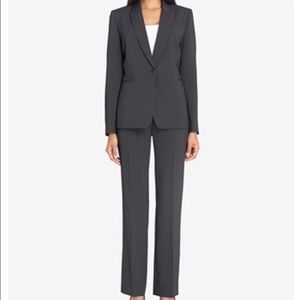 Women’s Tahari suit size 2